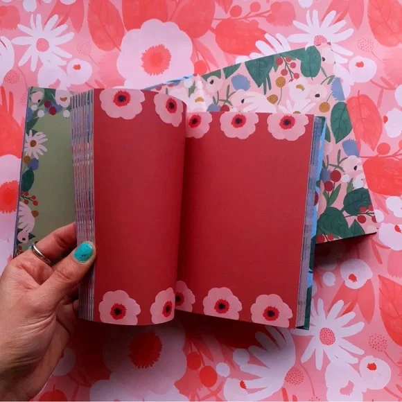 Illustrated Journal, Floral, Beautiful Bold Art – 272 Pages, Amazing Gift! - Picture 4 of 16